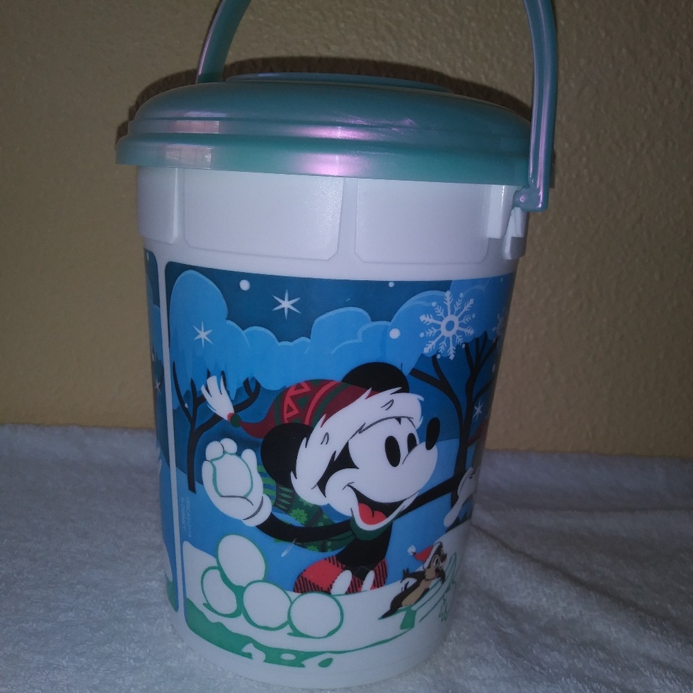 2018 Mickey& Friends Christmas Popcorn Bucket Pail